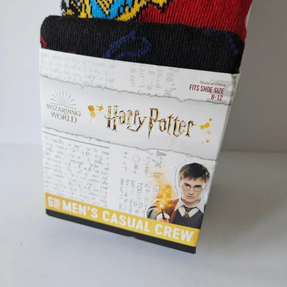 Harry Potter Casual Crew Socks Mens Sz 8-12 NEW 6 Pair Wizarding World
